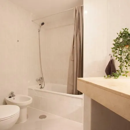 Apartment Your Desk On The Beach, Vista Bella Seaview